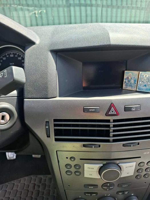 Opel Astra H продава