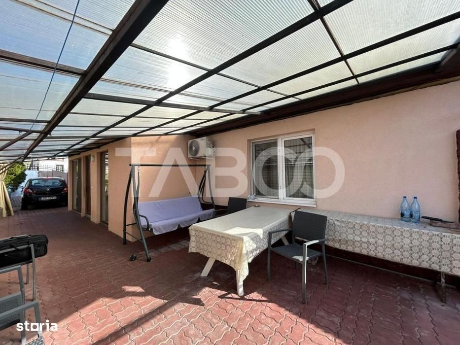 Casa 5 camere individuala cu piscina incalzita acces auto Turnisor