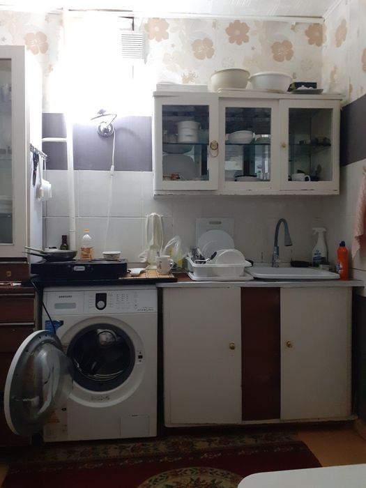 Продам 2х комнатную  15 м -он