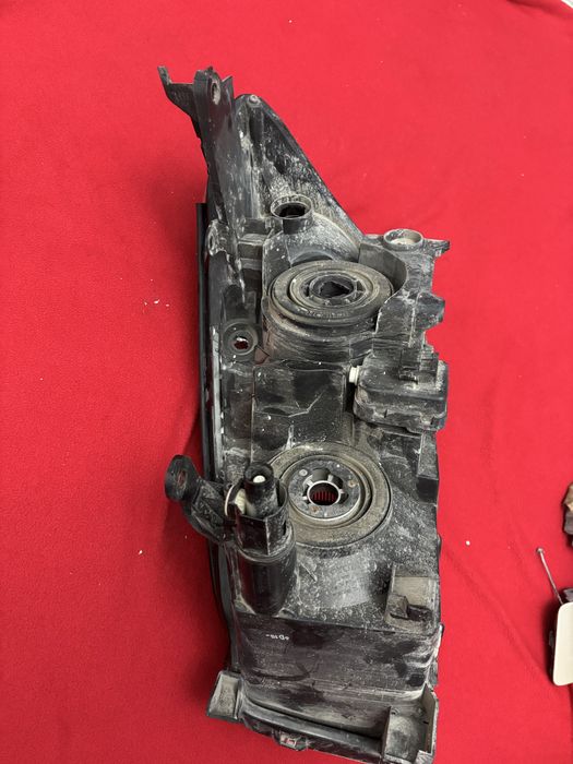 Фар правый Рав4  2006г