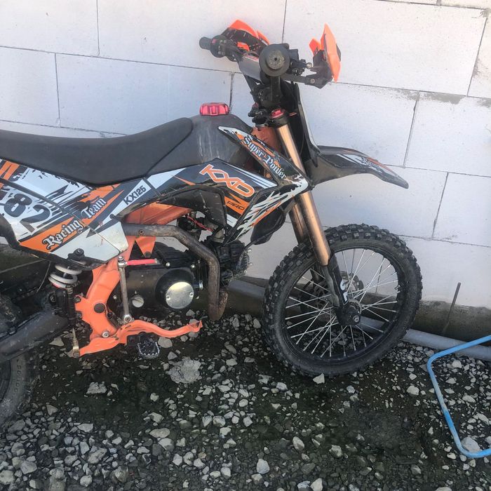 Cross 125 4 timpi stare bunā