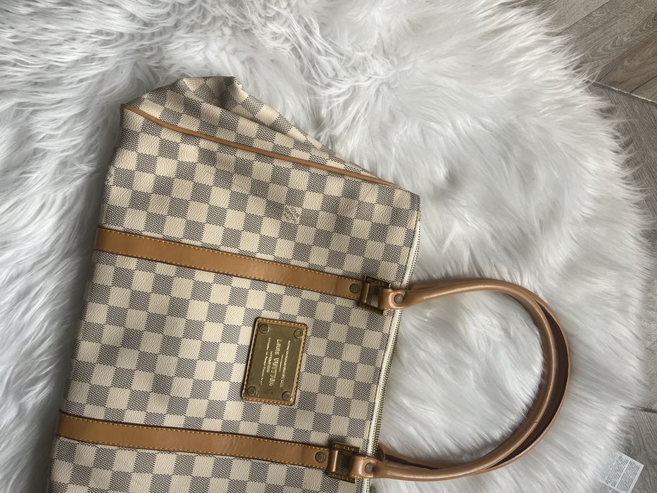 Geanta de  urmar dama