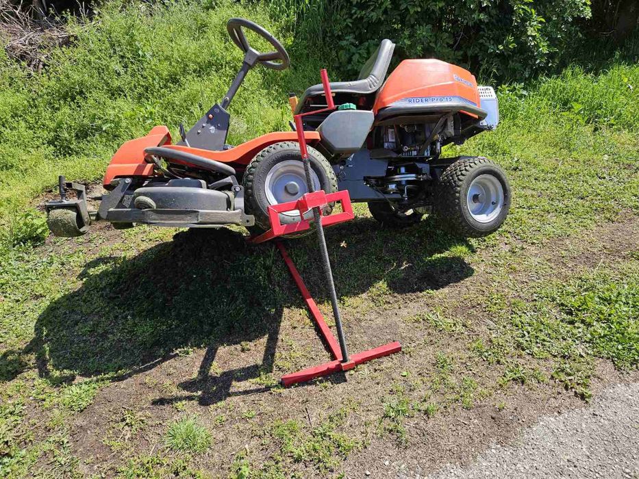 Крик за тракторна косачка