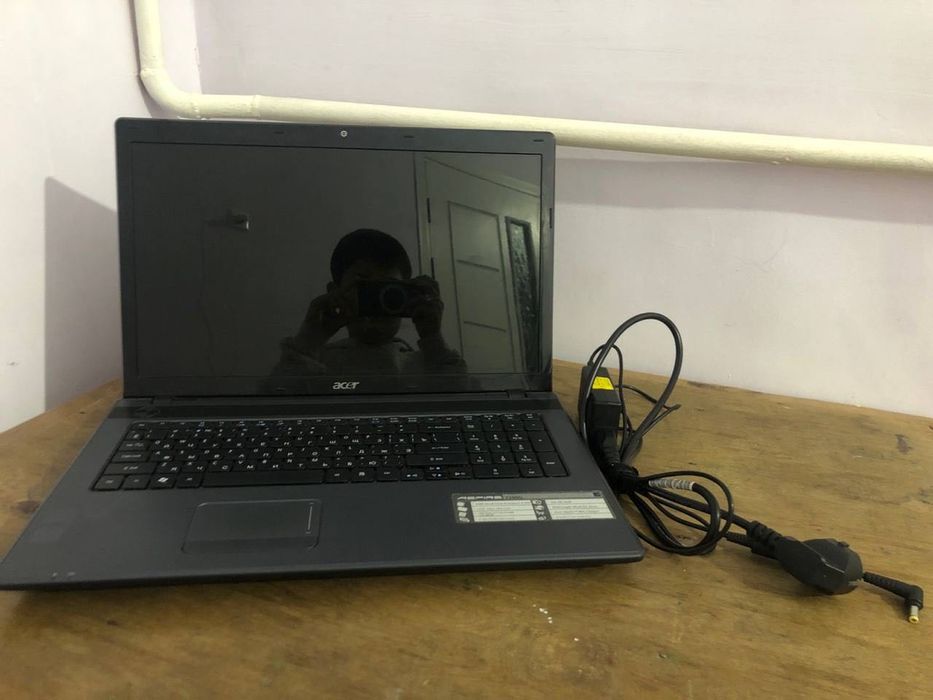 Noutbuk acer Aspire7250G