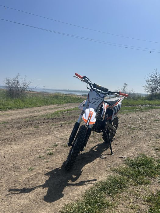 Продавам telstar 125