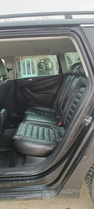 Vând Volkswagen Passat