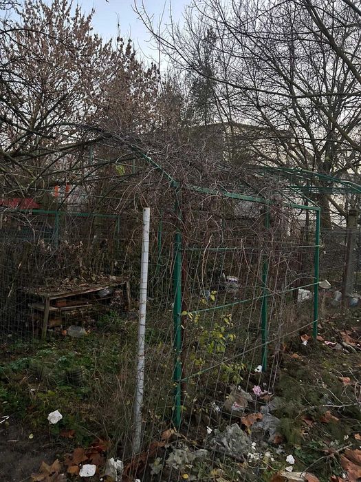 Vând apartament camere..