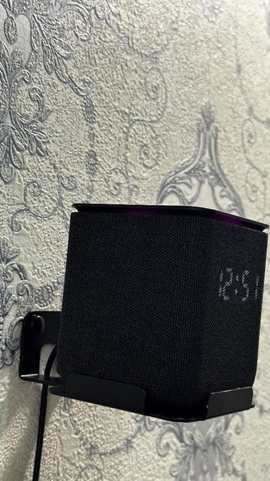 Yandex stansiya uchun kranshteyn | Universal derjatel | Devor uchun