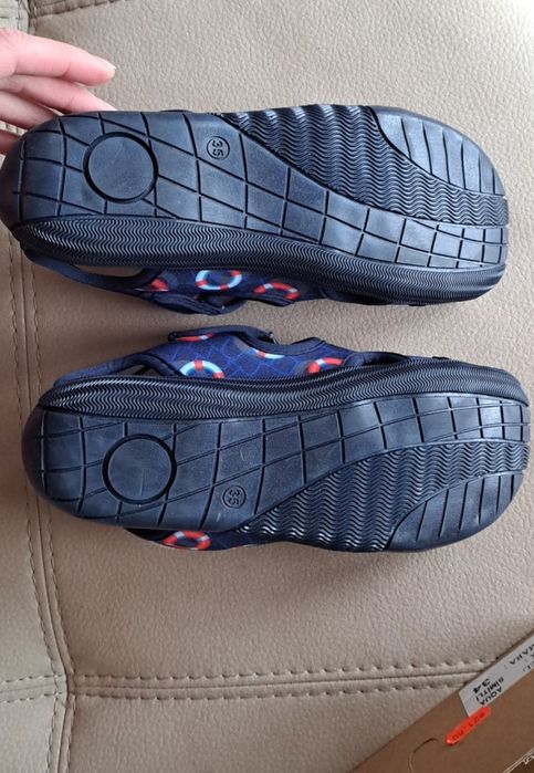 Нови пантофи 36 номер.