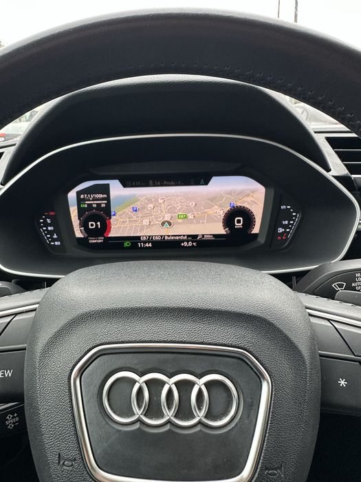 Audi Q3 1.5tfsi.