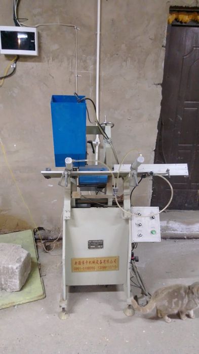 Продам станки для производста пластиковых окон.