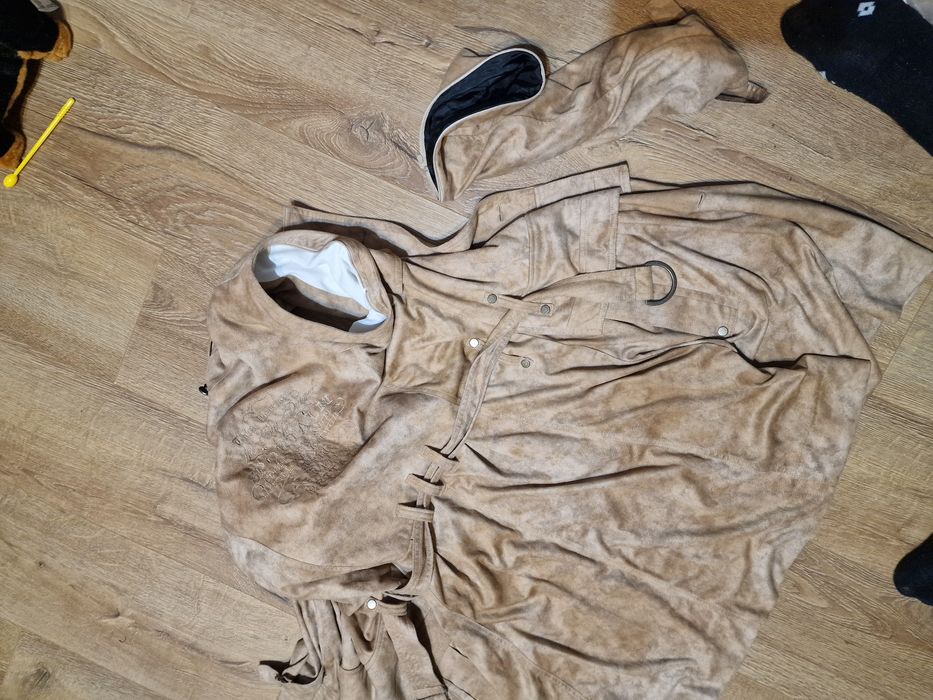 Trenci , Pardesiu , Palton , Sarafan , Parpalac , Vesta Sportalm