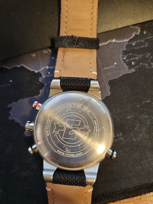 Timex, Ceas cu o curea de piele Compass, Argintiu, Curea Neagra