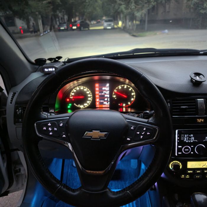 Prodam lacetti 1.8