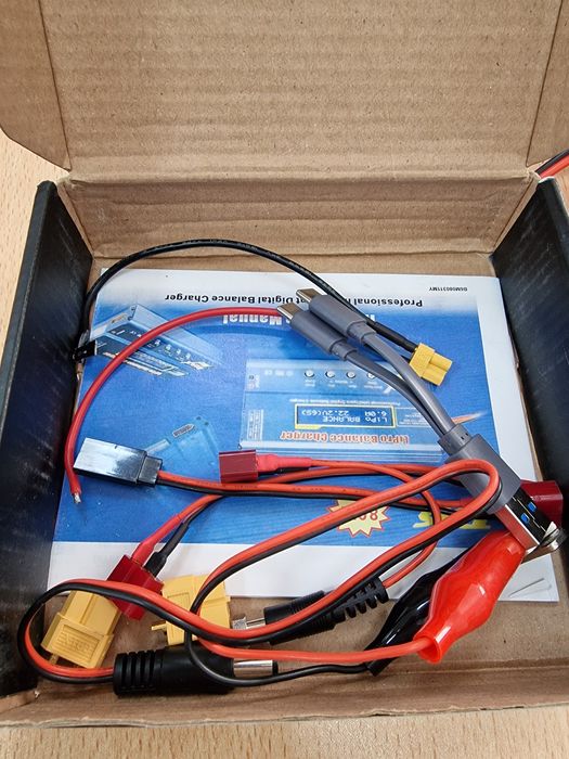 LiPo зарядник Imax b6