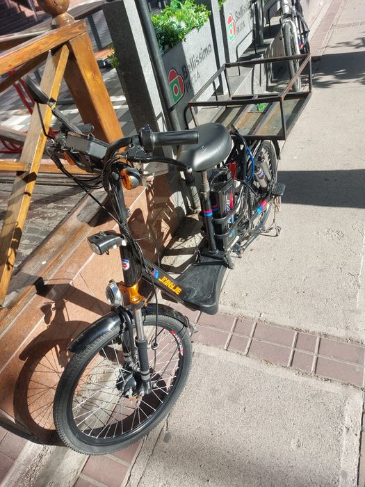Elektro velosped croчна