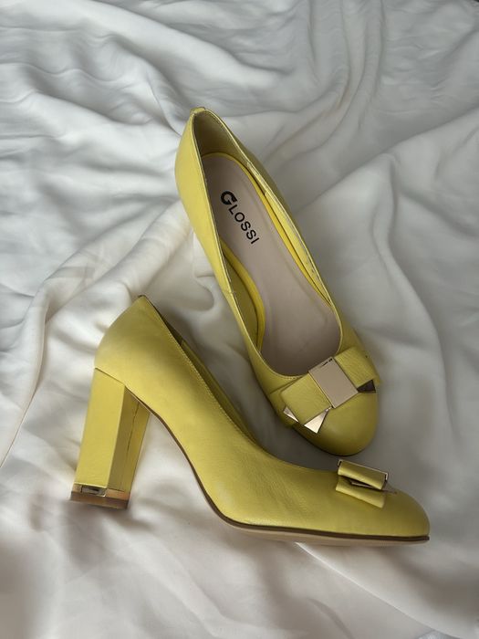 туфли от бренда Glossi