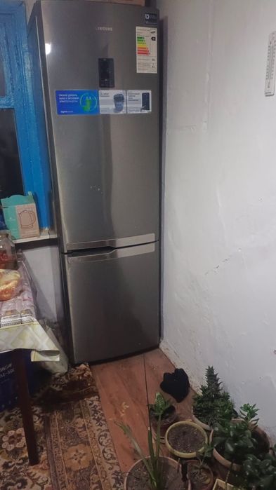 Продам холодильник самсунг
