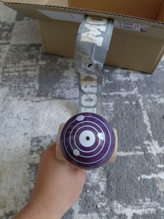 Kendama de vanzare