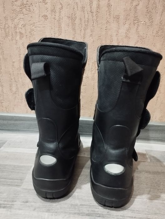 Ботуши daytona-gore-tex! номер 40!