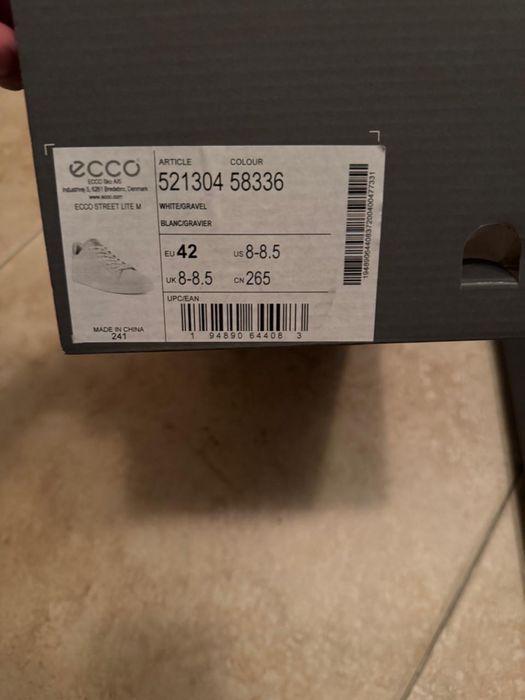 Срочно продам оригинал кеды ecco