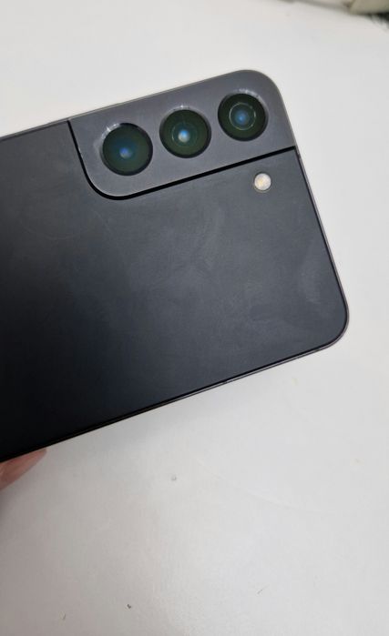 Samsung s22 смартфон