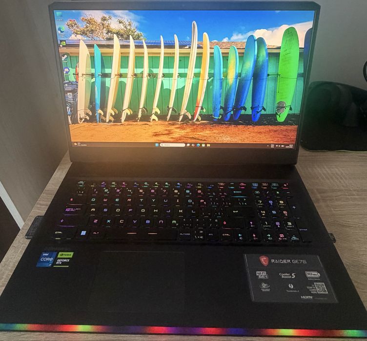 Vand laptop MSI Raider GE76