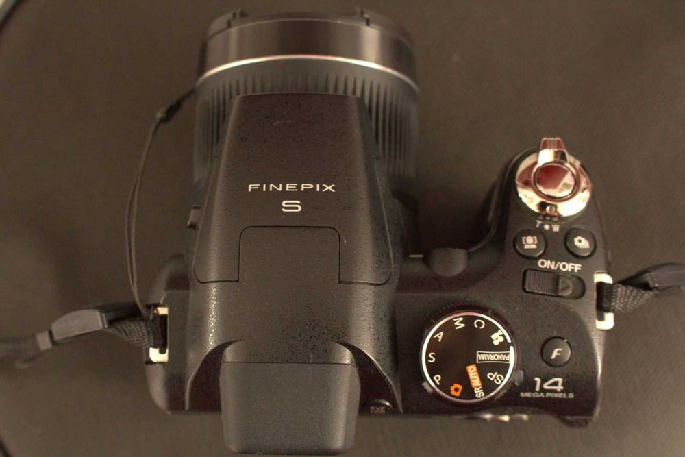 Фотоапарат Fujifilm FinePix S3300