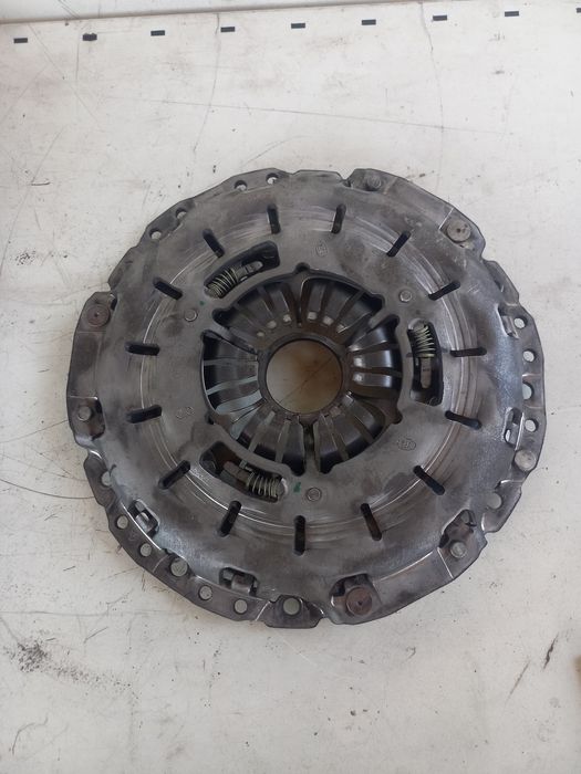 Демпферен маховик BMW 118d