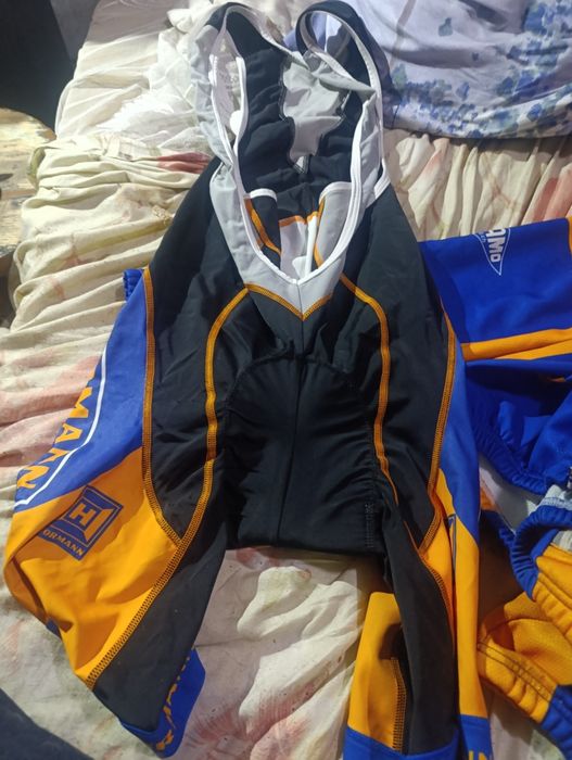 Треко за Колоездене-Неопреново горнище за Колоездене