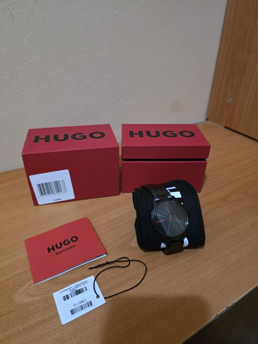 Чисто нов часовник Hugo Boss