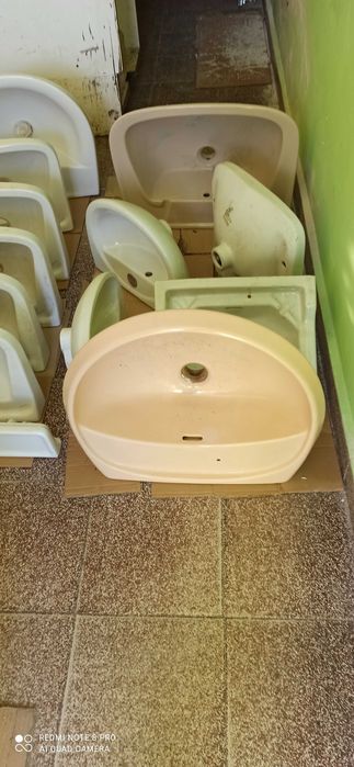 Мивки за баня санитарен фаянс