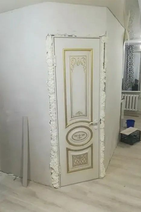 Устанавливаем двери в Таразе