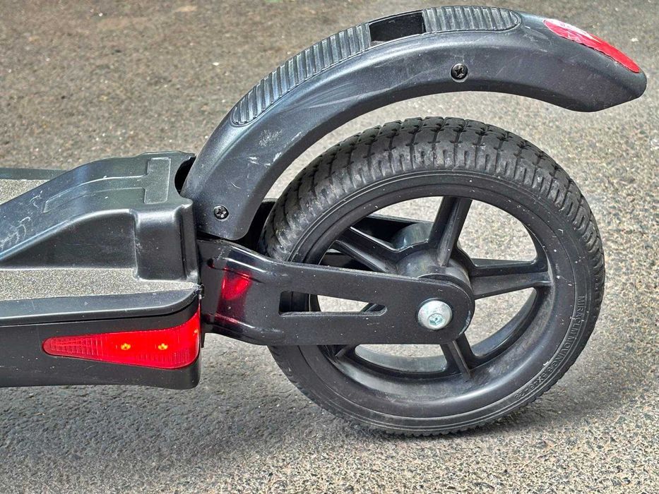Trotineta electrica LexGo R6 Lite, 20km/h, 6.5 inch, garantie 6 luni