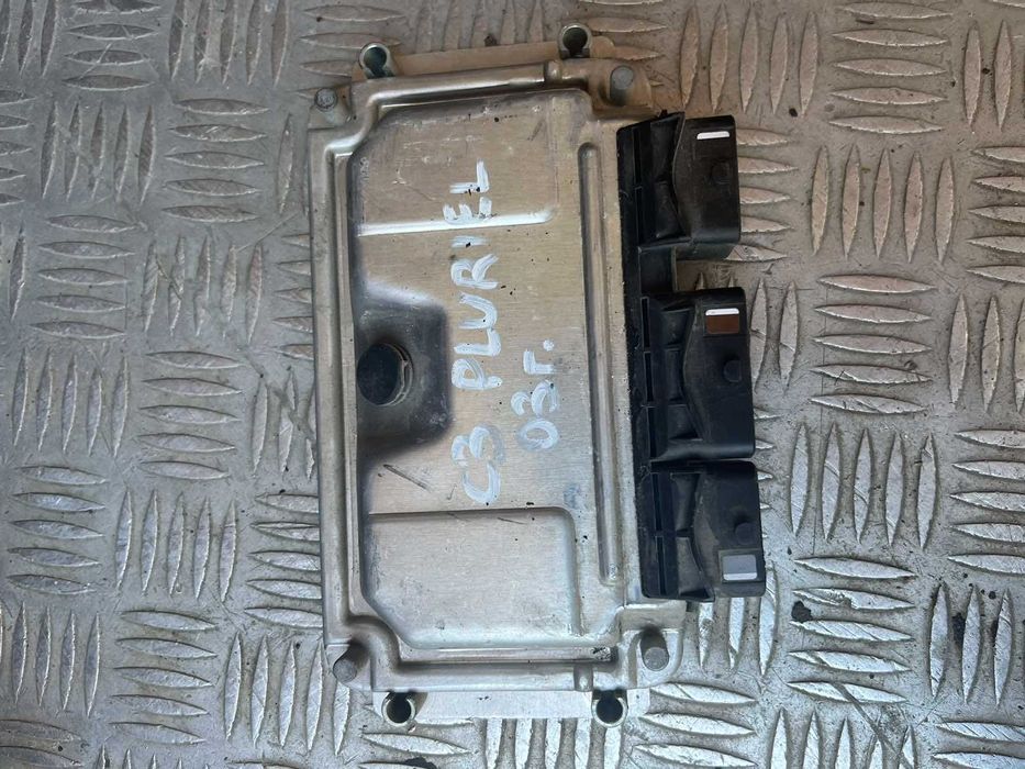 Компютър за двигател от Citroen C3 Pluriel 2003г.