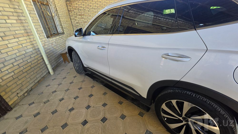 BYD Champion 605