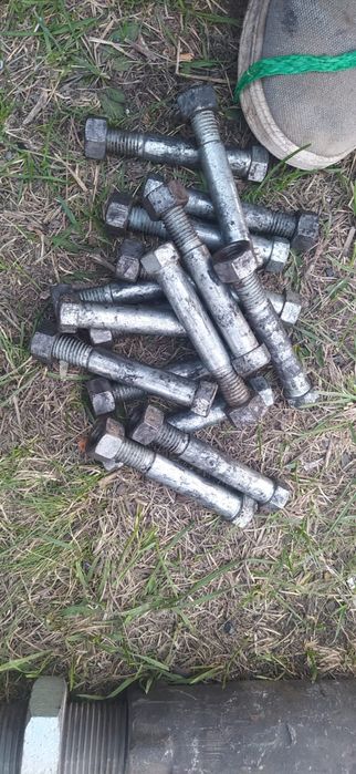 Болты срезные,чизельного плуга.