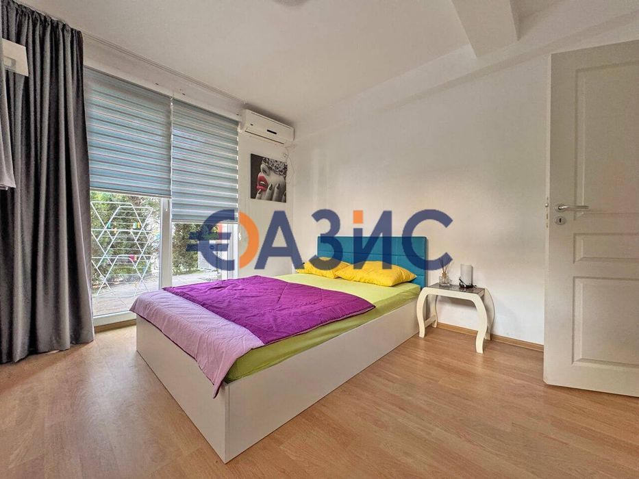 Продава се Тристаен апартамент в к.к. Слънчев бряг - 78 кв.м за 915 €/кв.м - Снимка #2