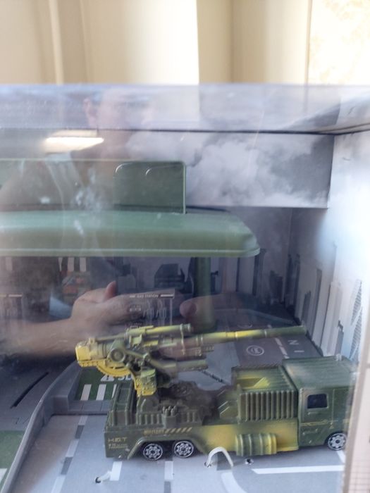 Военный паркинг игрушка