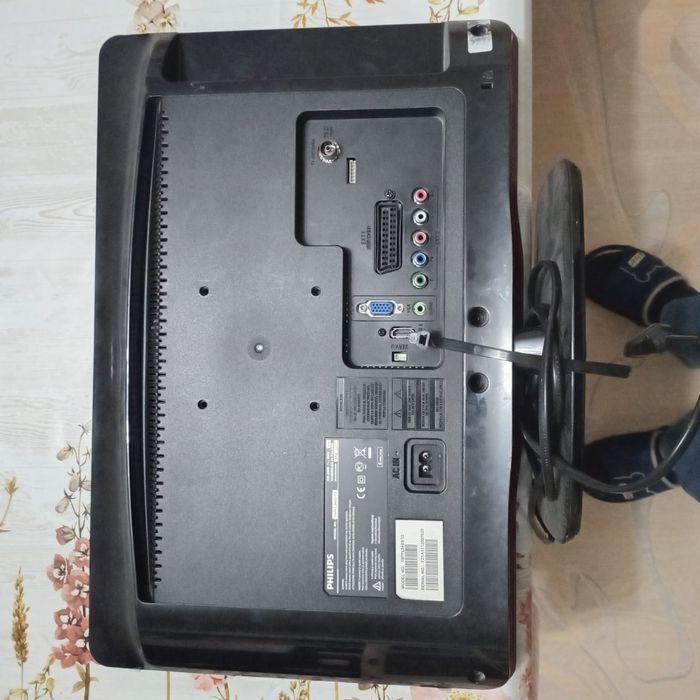 Монитор  Philips 19PFL3405/12 телевизор