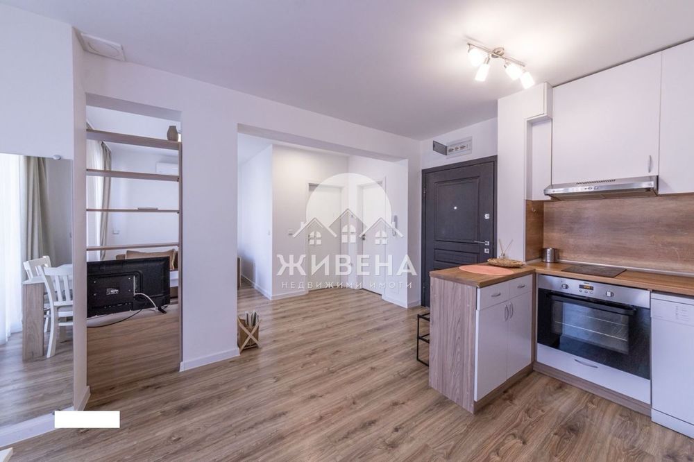 Продава се Двустаен апартамент в Варна, Бриз - 90 кв.м за 1956 €/кв.м - Снимка #2