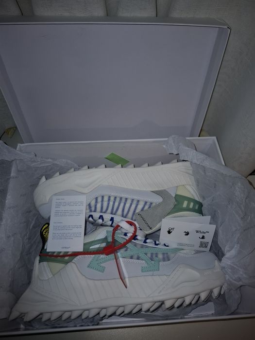 Vand Off-White ODSY-1000 Albi cu Verde / White and Pale Green marimea 44 noi, nouti