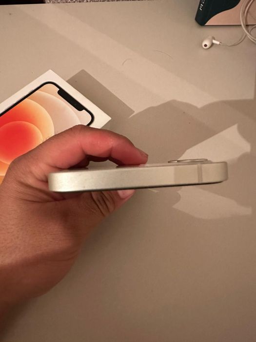 Айфон 12  128 гб