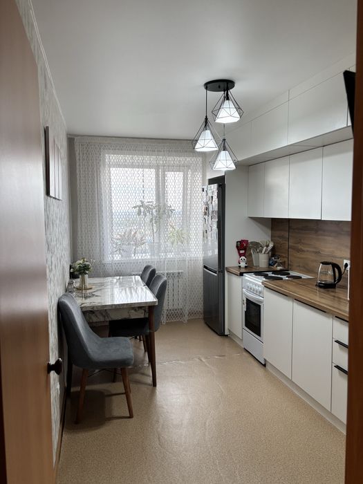Продам 3-комнатную квартиру