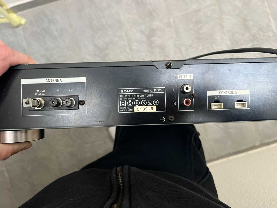 Sony ST-S117 FM Stereo / AM Tuner – винтидж Hi-Fi