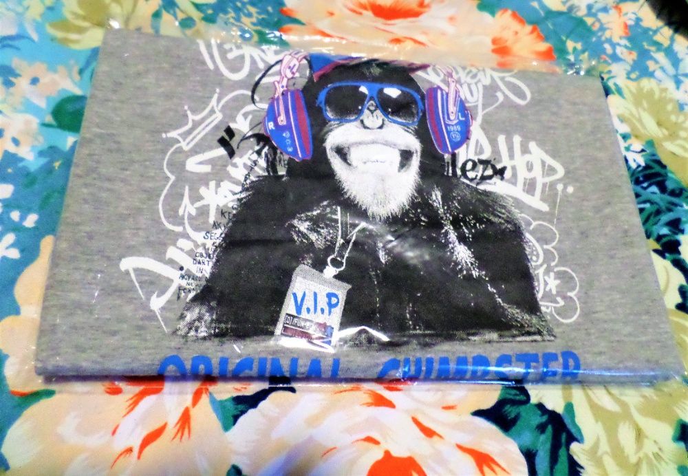 Дизайнерска блуза с къс ръкав PRIMARK (8г.)