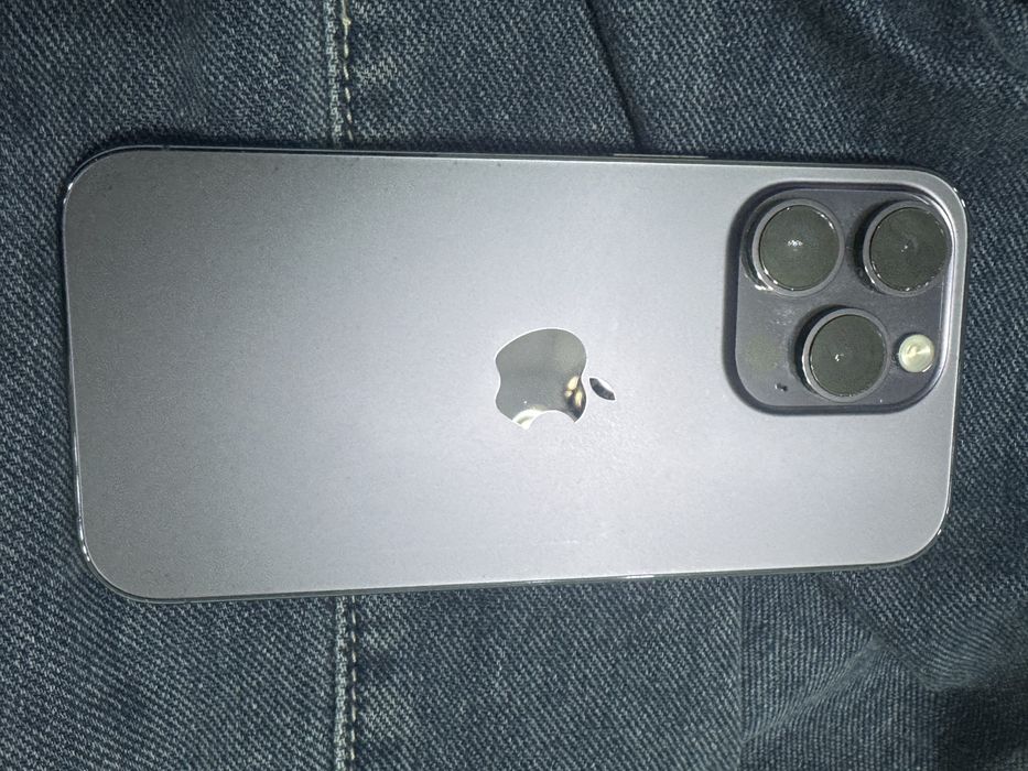 Iphone 14 pro.       256 g