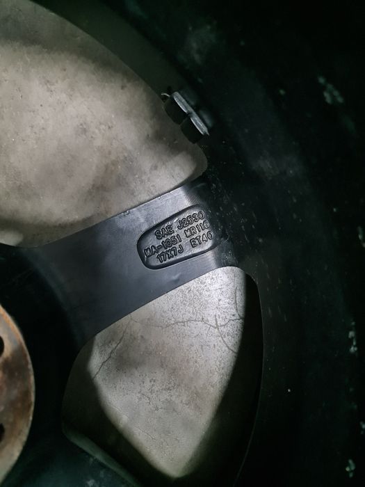 Jante ROTI Anvelope vară 17 kumho 205/40/17 FORD