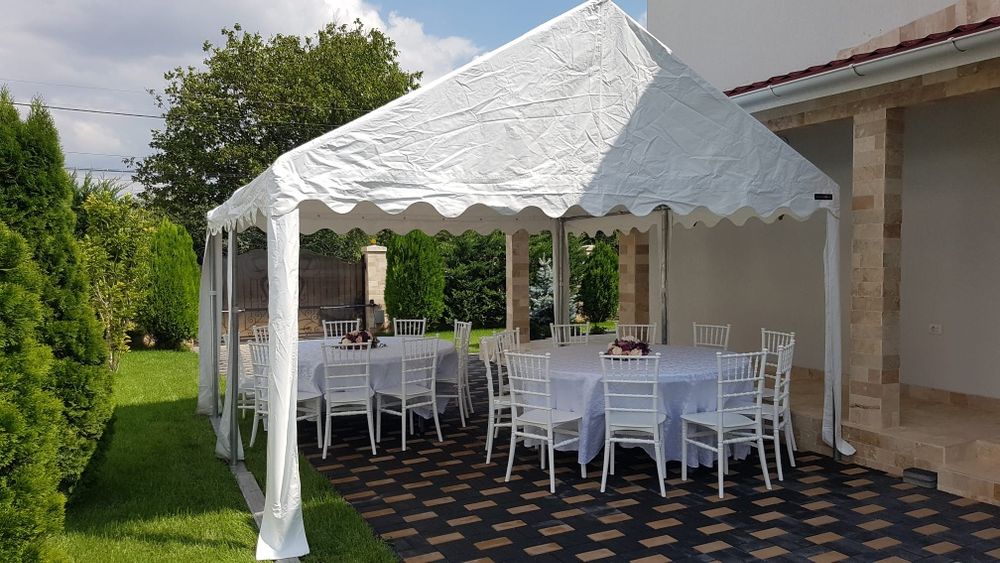 Inchiriez Corturi pentru Evenimente/Inchiriez Mese Rotunde/Scaune albe
