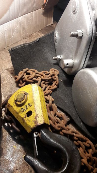 Таль ручная (лебедка)